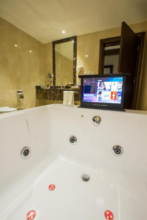 Swiss In Tabuk Hotel Zewnętrze zdjęcie