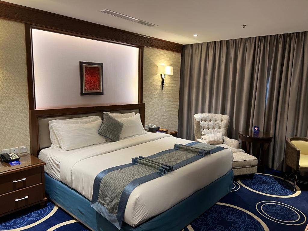Swiss In Tabuk Hotel Zewnętrze zdjęcie