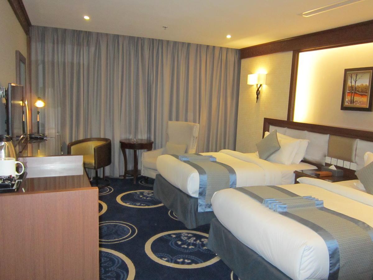 Swiss In Tabuk Hotel Zewnętrze zdjęcie